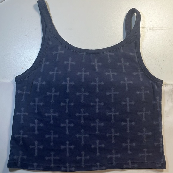 VGUC: subdued cropped tank top - Picture 8 of 12